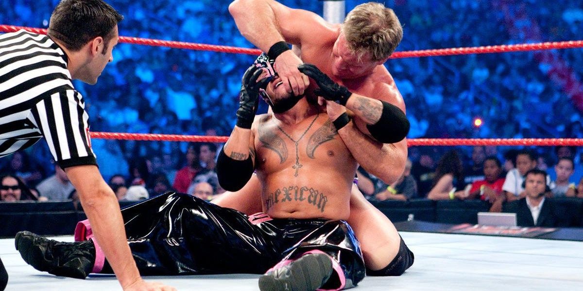 Rey Mysterio against Chris Jericho Extreme Rules 2009 Cropped-1